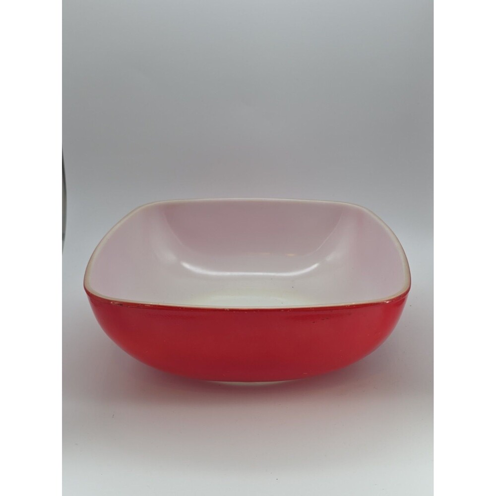Vintage Pyrex Red Hostess Square Bowl 525B 2 1/2 Quart Serving Mixing bowl